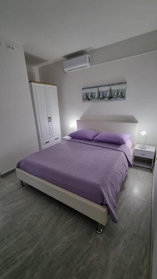 Room Airport Split คาชเตลา ภายนอก รูปภาพ